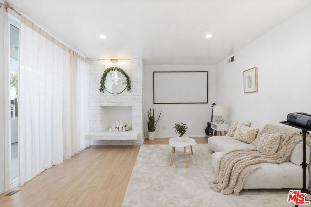Photo of 1807 Camden Avenue #4, Los Angeles, CA 90025 (MLS # 26656065)