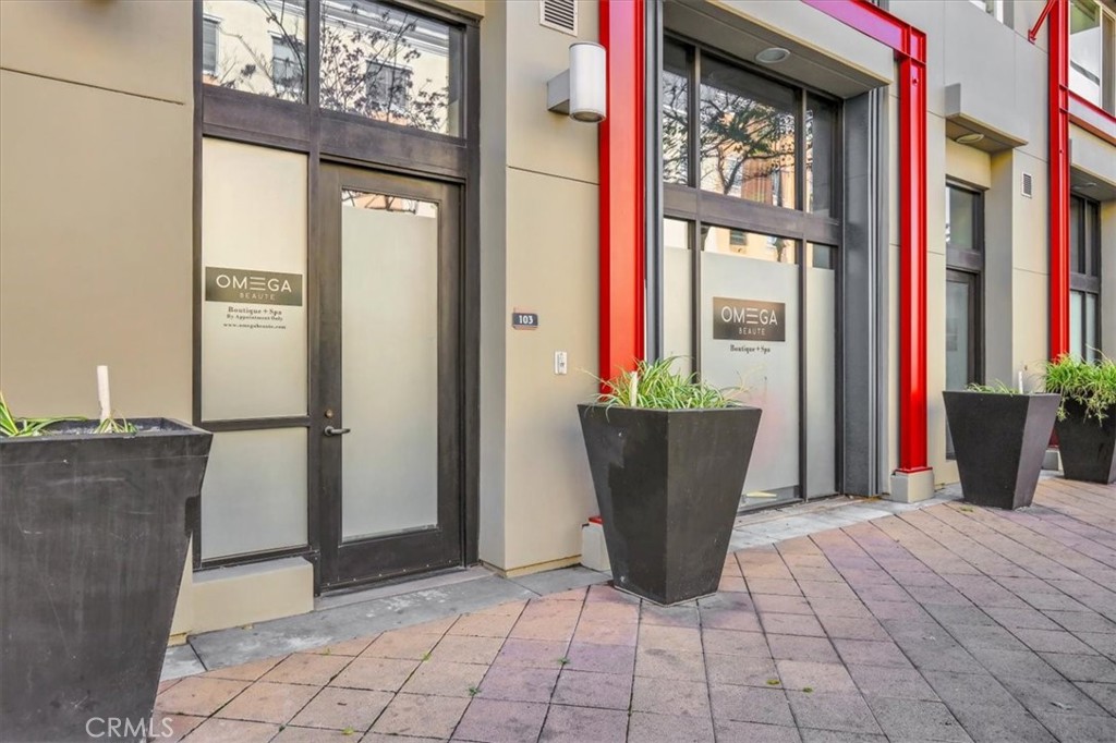 300 E 4th Street 103