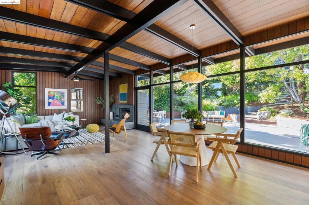 THOUSAND OAKS - Residential