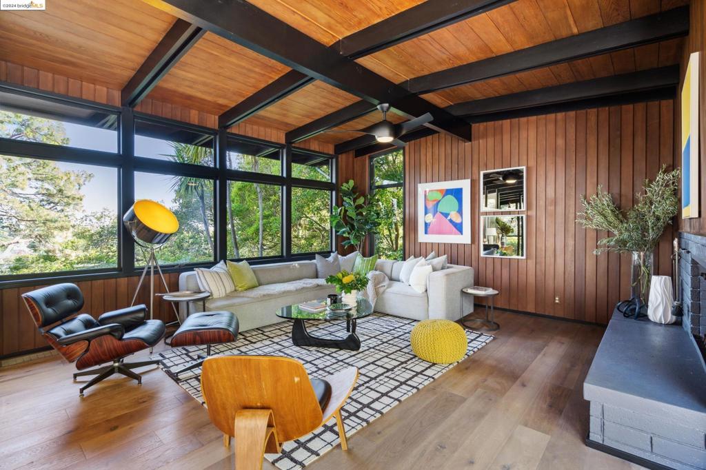 THOUSAND OAKS - Residential