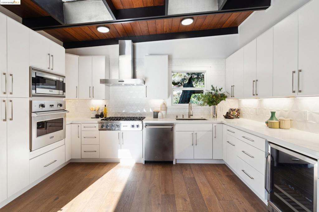 THOUSAND OAKS - Residential