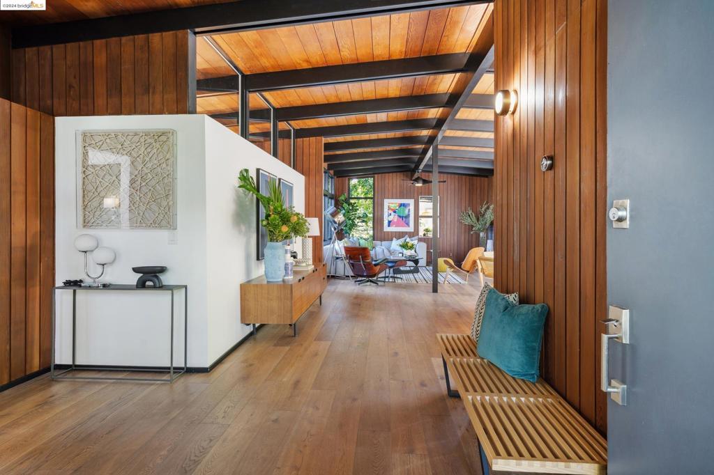 THOUSAND OAKS - Residential