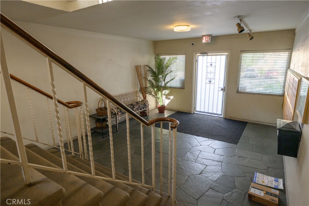 315 N Louise Street 103