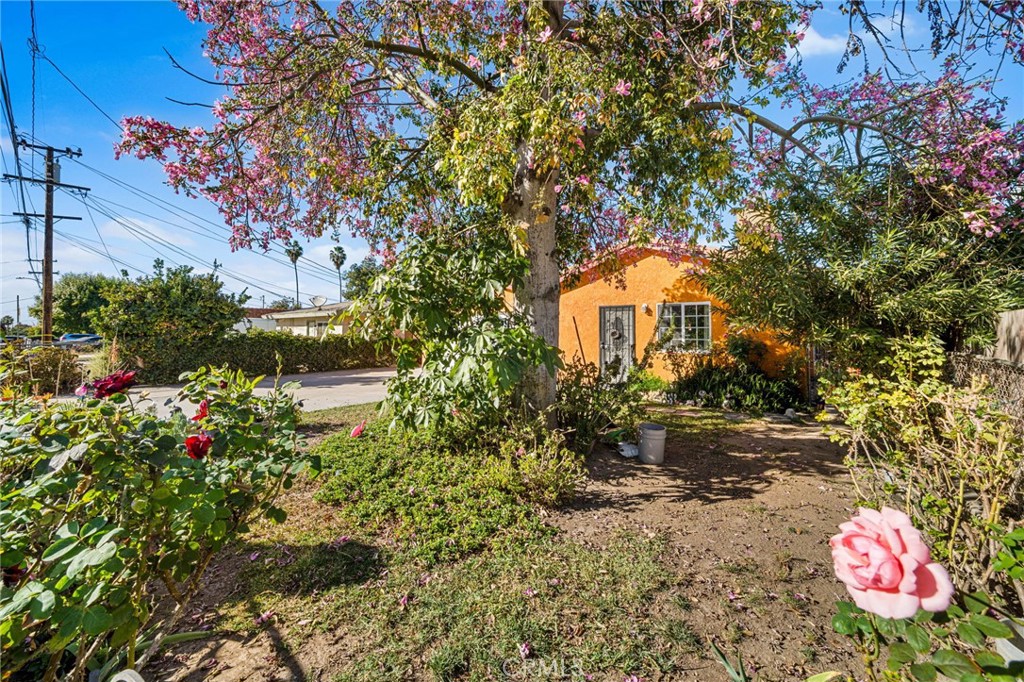 Photo 1 of 30 — 1584 E Davidson Street, San Bernardino, CA 92408