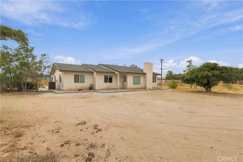 Photo of 2154 W Avenue M12, Palmdale, CA 93551 (MLS # DW26222178)