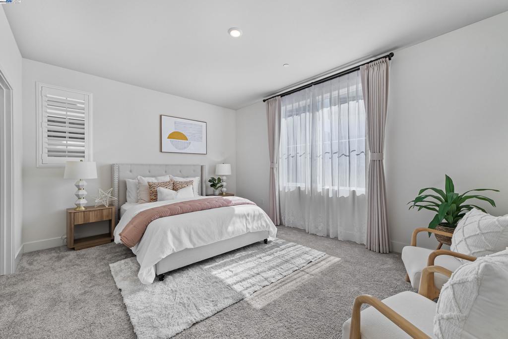 BRIDEWAY - Residential