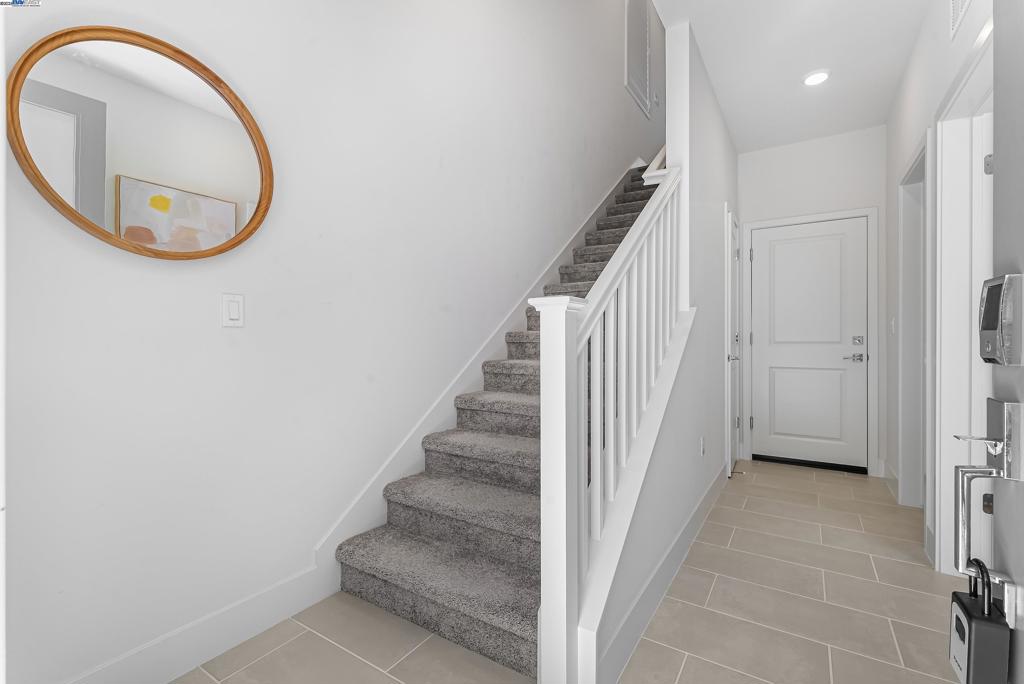 BRIDEWAY - Residential