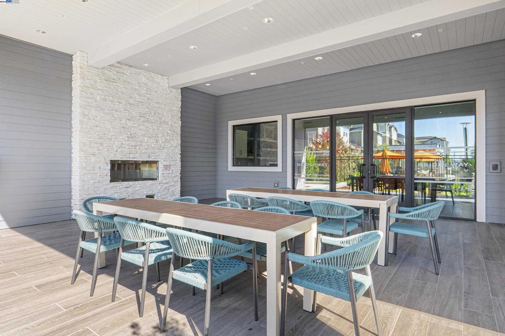 BRIDEWAY - Residential