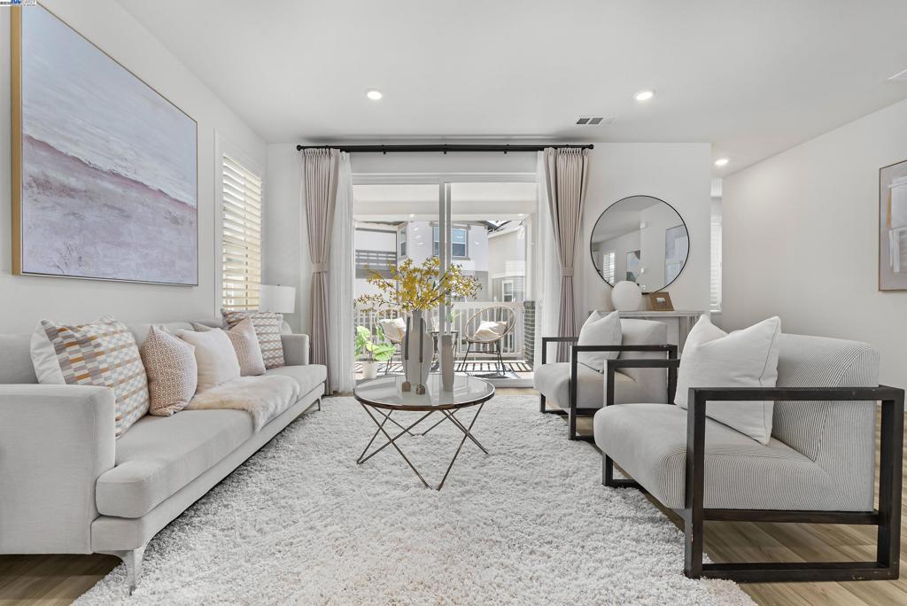 BRIDEWAY - Residential