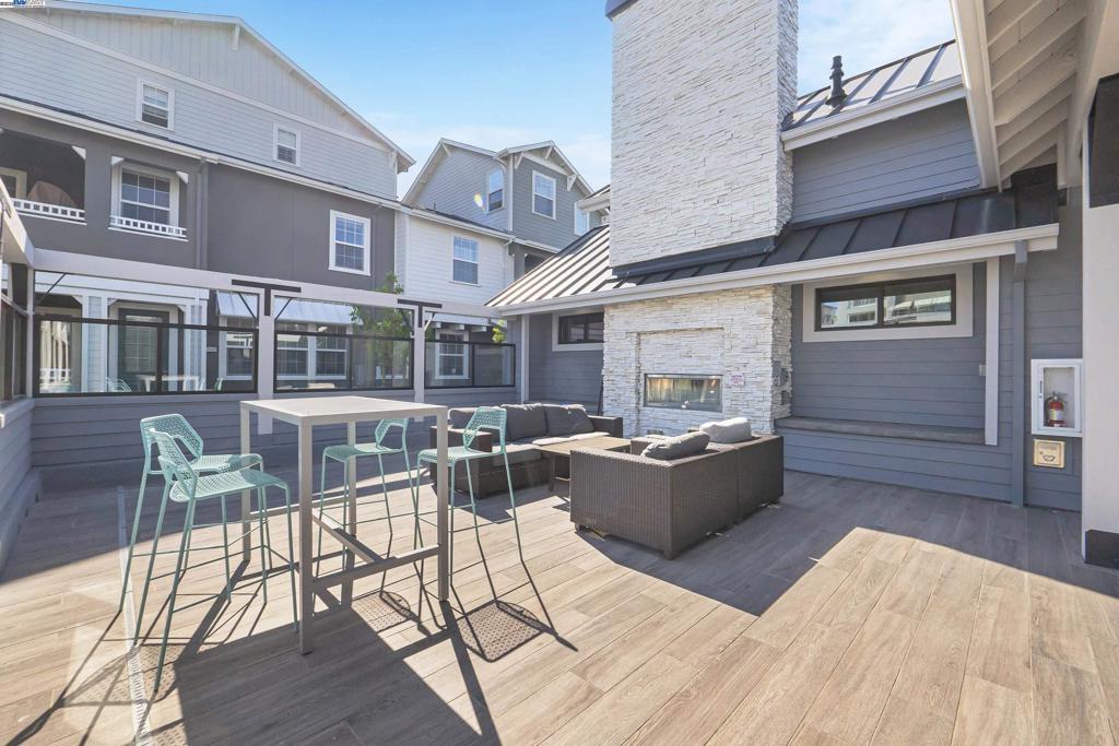 BRIDEWAY - Residential