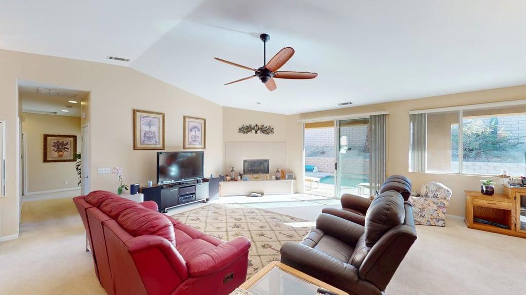 156 Saint Thomas Place