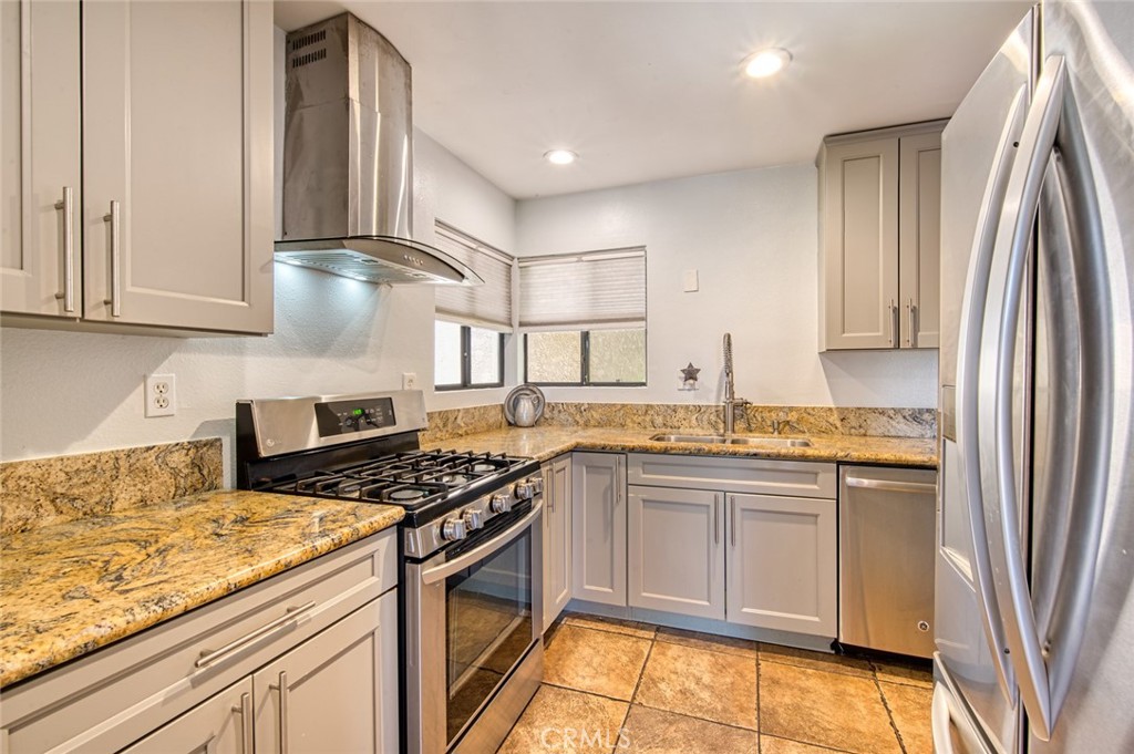 28282 Sorrento 147