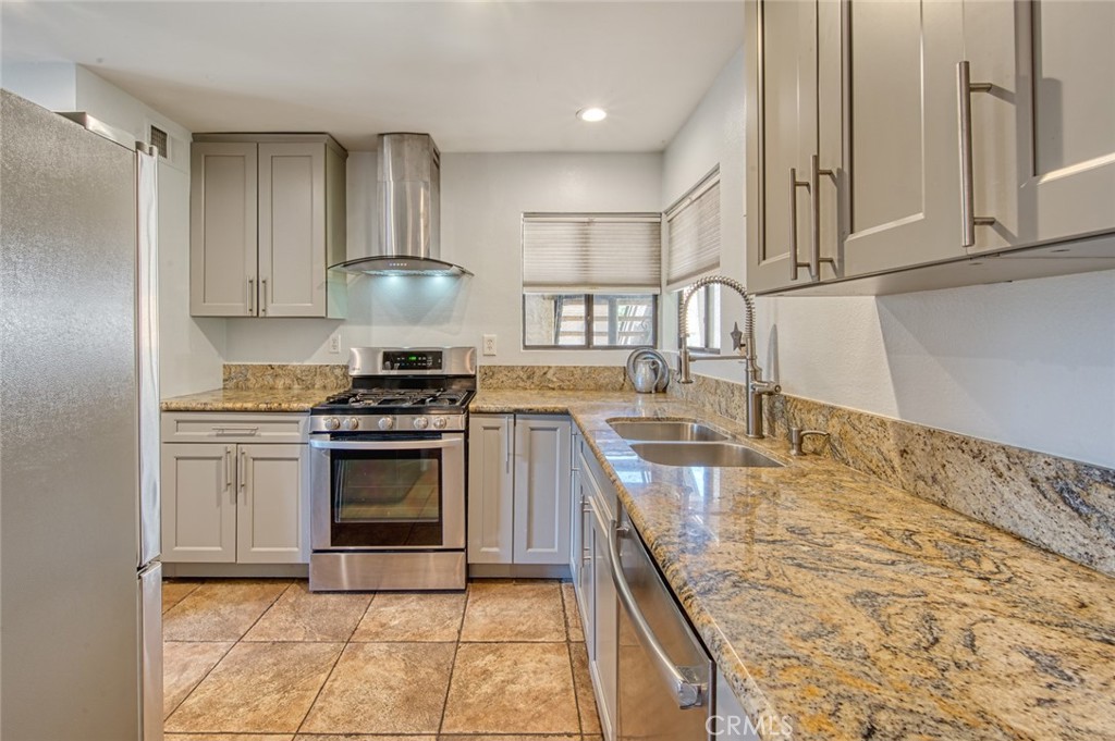 28282 Sorrento 147