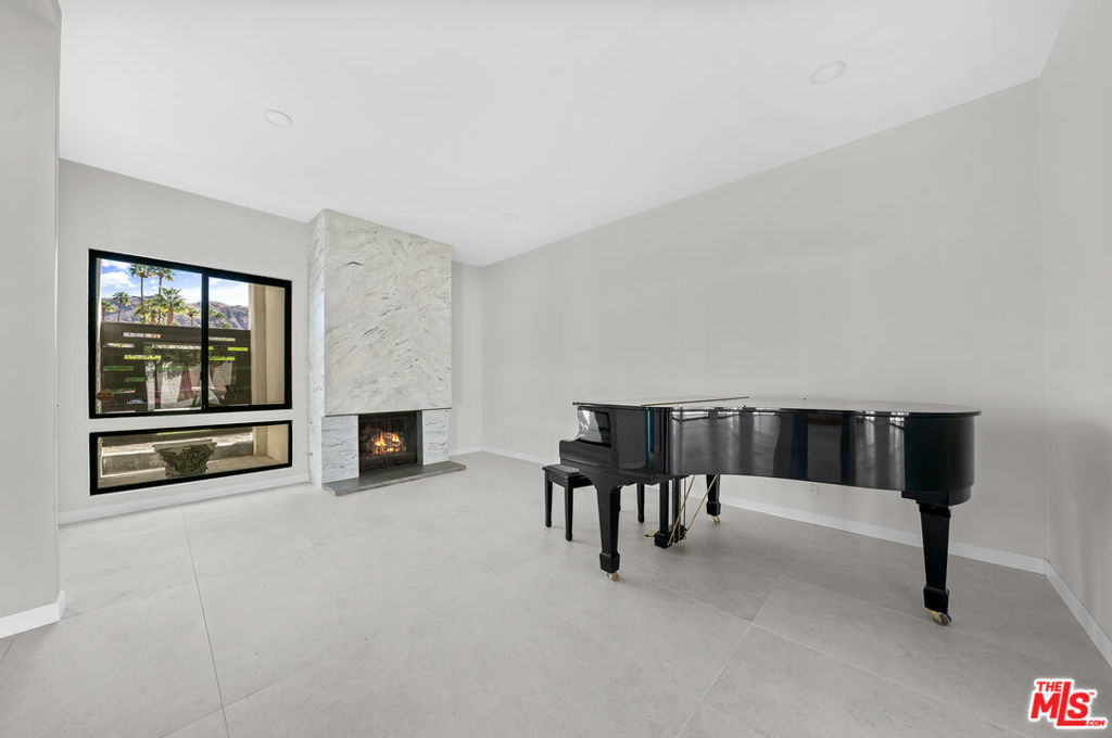 Indian Canyons - Residential