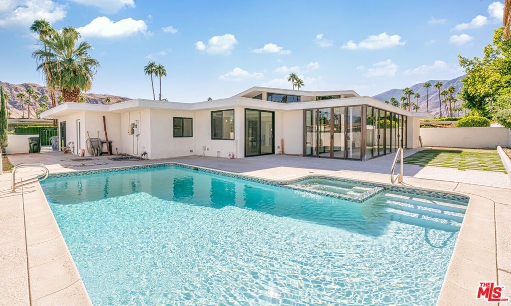 Indian Canyons - Residential