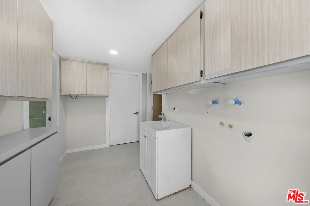 Indian Canyons - Residential