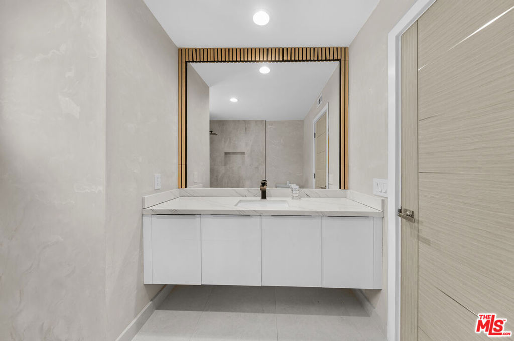 Indian Canyons - Residential