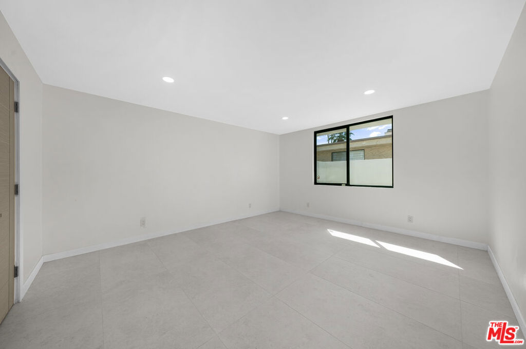 Indian Canyons - Residential