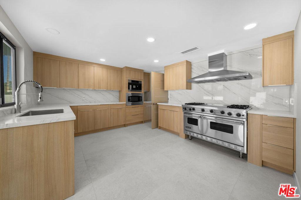 Indian Canyons - Residential