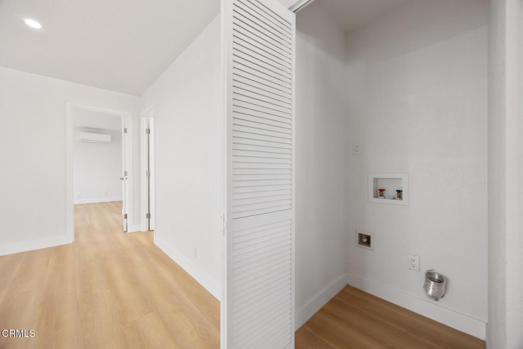 Mobile/Modular/Manufactured - Manufactured In Park