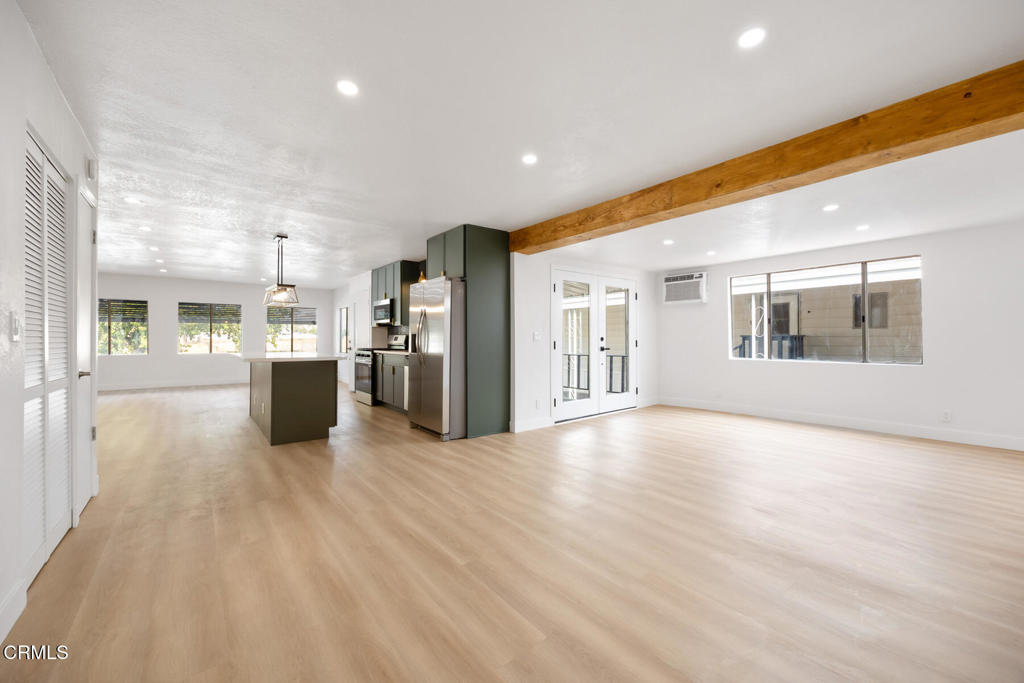 Mobile/Modular/Manufactured - Manufactured In Park