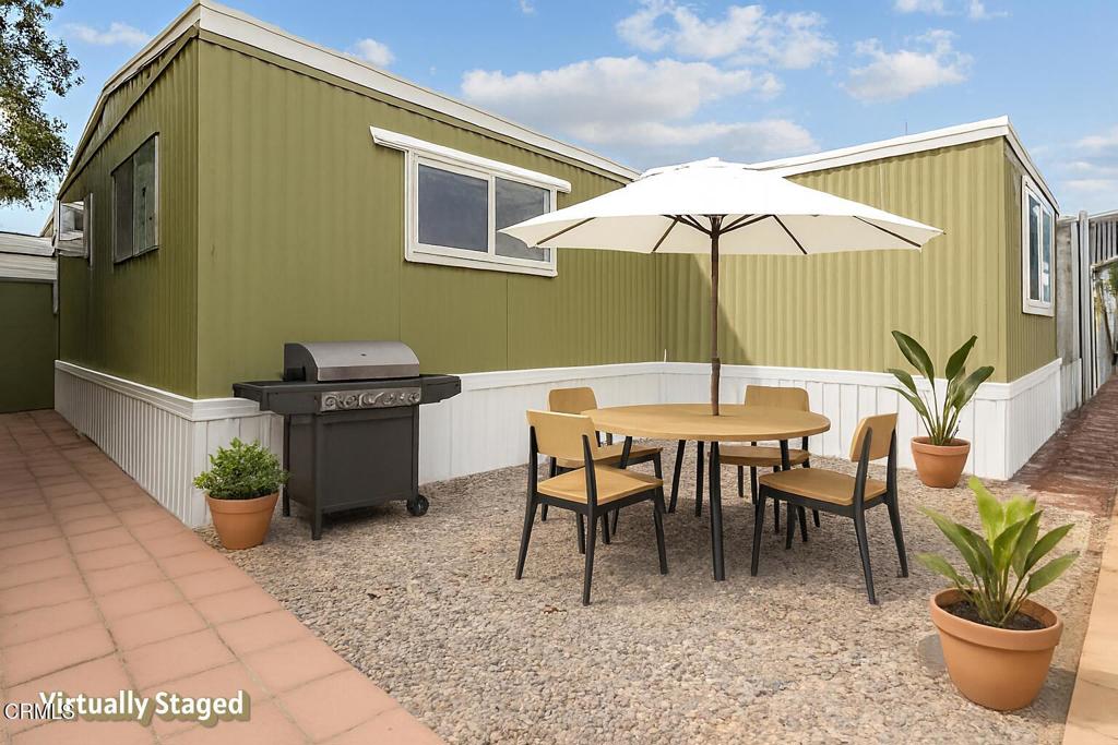 Mobile/Modular/Manufactured - Manufactured In Park