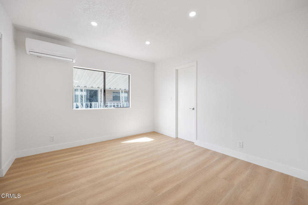 Mobile/Modular/Manufactured - Manufactured In Park