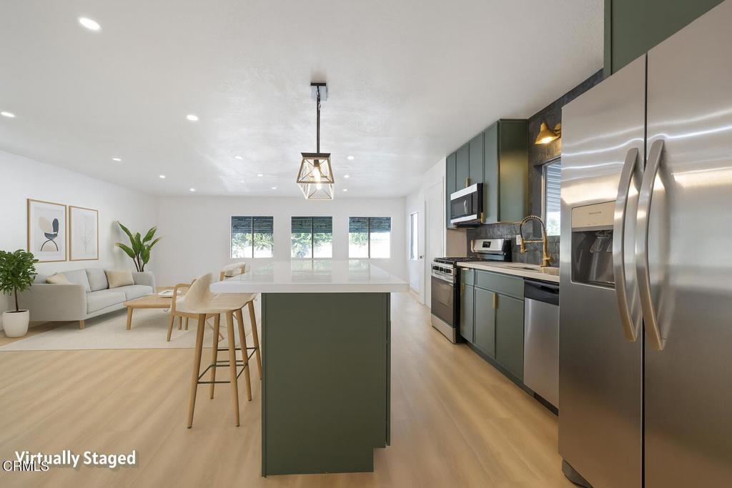 Mobile/Modular/Manufactured - Manufactured In Park