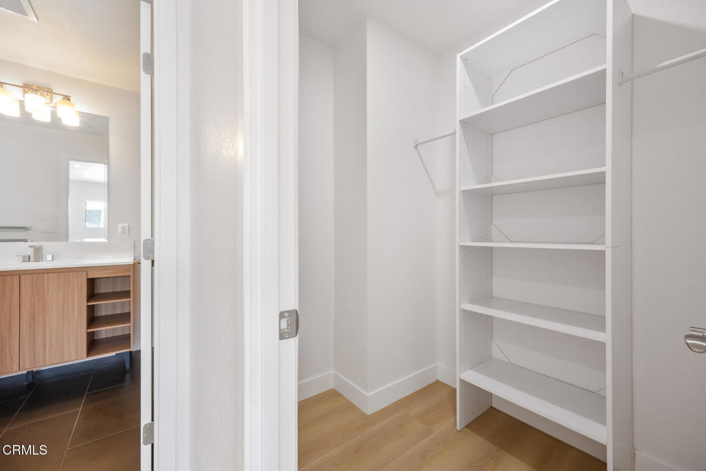 Mobile/Modular/Manufactured - Manufactured In Park