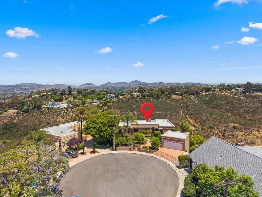 4391 Middlesex Drive DR, San Diego CA 92116
