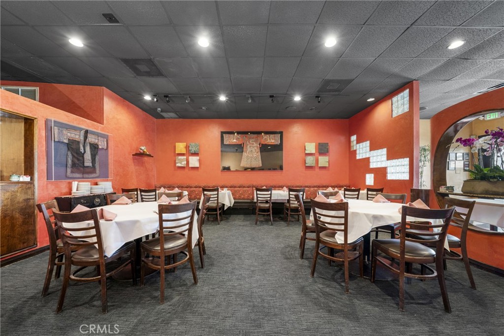 14010 VENTURA Boulevard