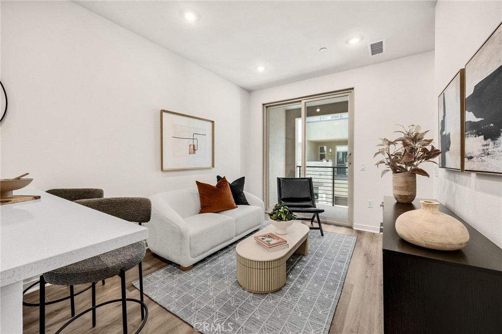 1952 Avenida Del Sol