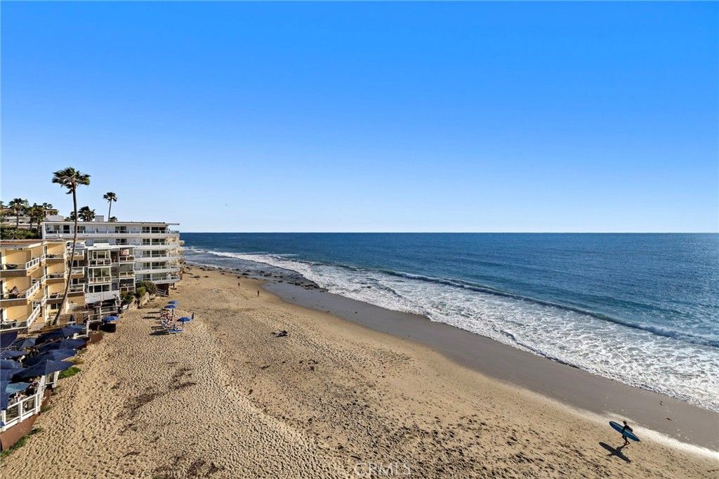 Photo of 609 Sleepy Hollow Lane #18, Laguna Beach, CA 92651 (MLS # LG26011383)