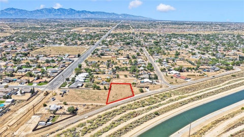Photo of 1 Kern Avenue, Hesperia, CA 92435 (MLS # HD26206138)