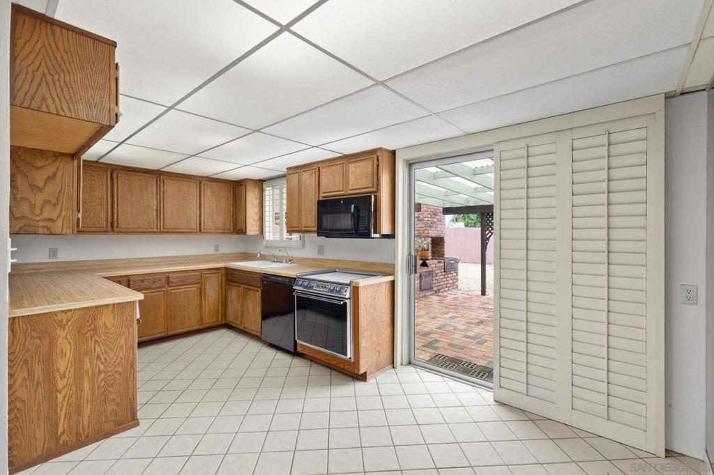 3069 Haidas Ave.