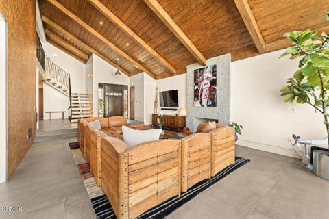 Tiny photo for 2832 Sailor Avenue, Ventura, CA 93001 (MLS # V1-36087)