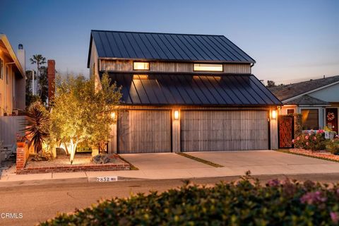 Photo of 2832 Sailor Avenue, Ventura, CA 93001 (MLS # V1-36087)