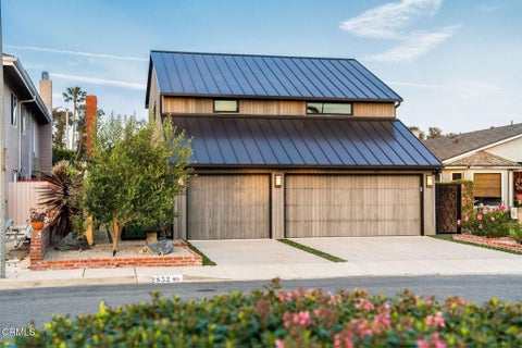 Tiny photo for 2832 Sailor Avenue, Ventura, CA 93001 (MLS # V1-36087)