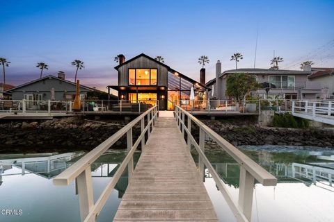Tiny photo for 2832 Sailor Avenue, Ventura, CA 93001 (MLS # V1-36087)
