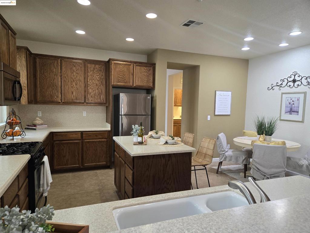 ROSE GARDEN - Residential