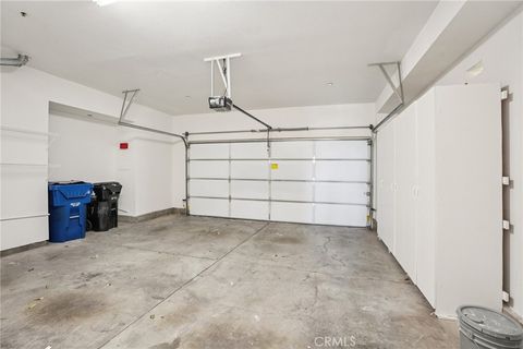 Tiny photo for 5692 Como Cir, Woodland Hills, CA 91367 (MLS # DW26049930)