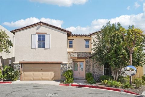Photo of 5692 Como Cir, Woodland Hills, CA 91367 (MLS # DW26049930)