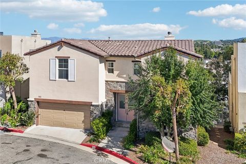 Tiny photo for 5692 Como Cir, Woodland Hills, CA 91367 (MLS # DW26049930)