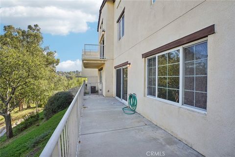 Tiny photo for 5692 Como Cir, Woodland Hills, CA 91367 (MLS # DW26049930)