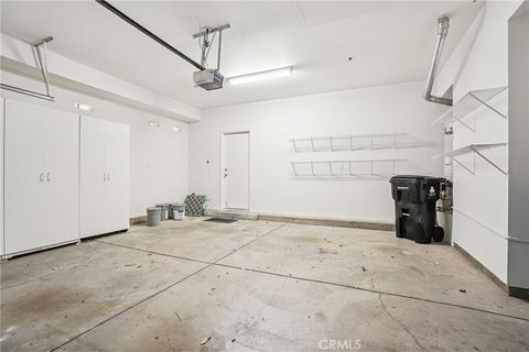 Tiny photo for 5692 Como Cir, Woodland Hills, CA 91367 (MLS # DW26049930)