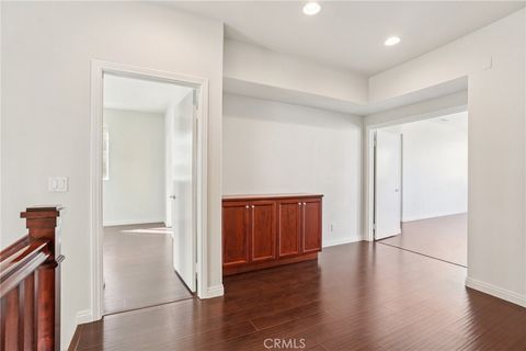 Tiny photo for 5692 Como Cir, Woodland Hills, CA 91367 (MLS # DW26049930)