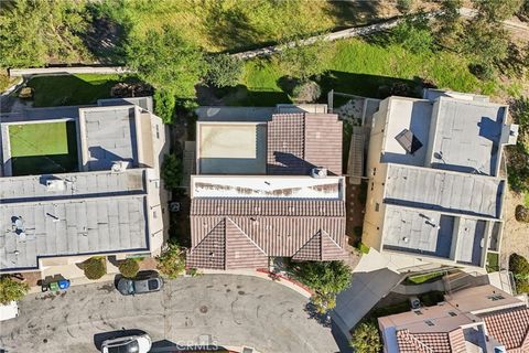 Tiny photo for 5692 Como Cir, Woodland Hills, CA 91367 (MLS # DW26049930)