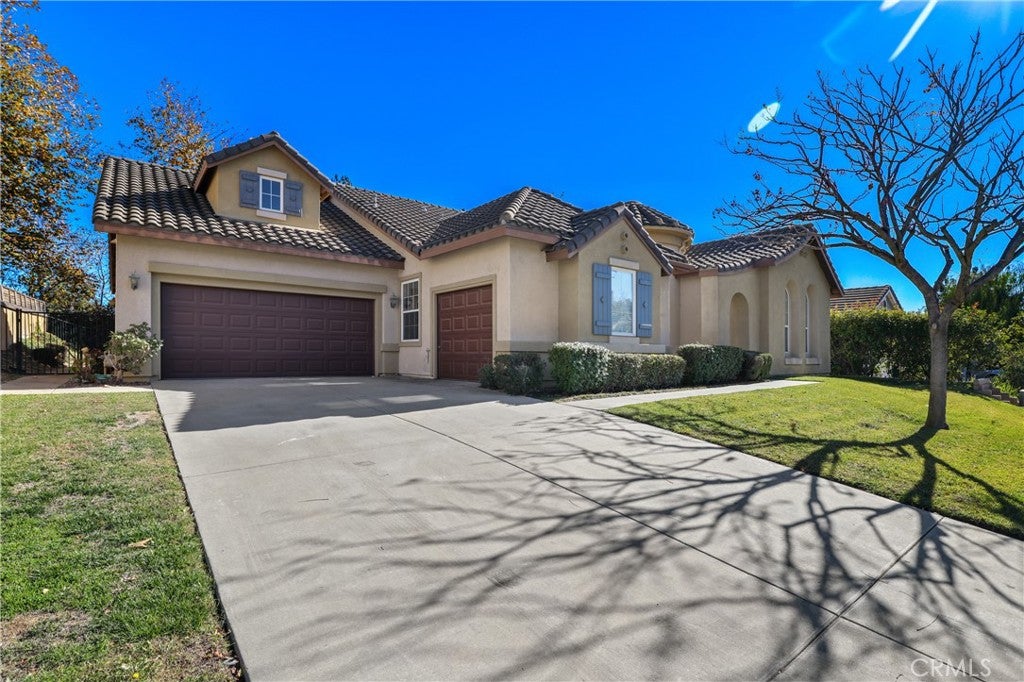 1031 Inverlochy Drive