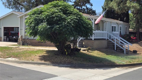Photo of 10301 Wagonroad W, Corona, CA 92883 (MLS # OC26125318)