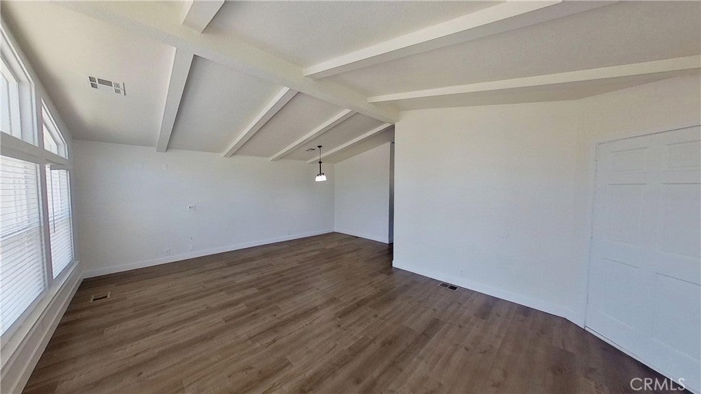 10301 Wagonroad W